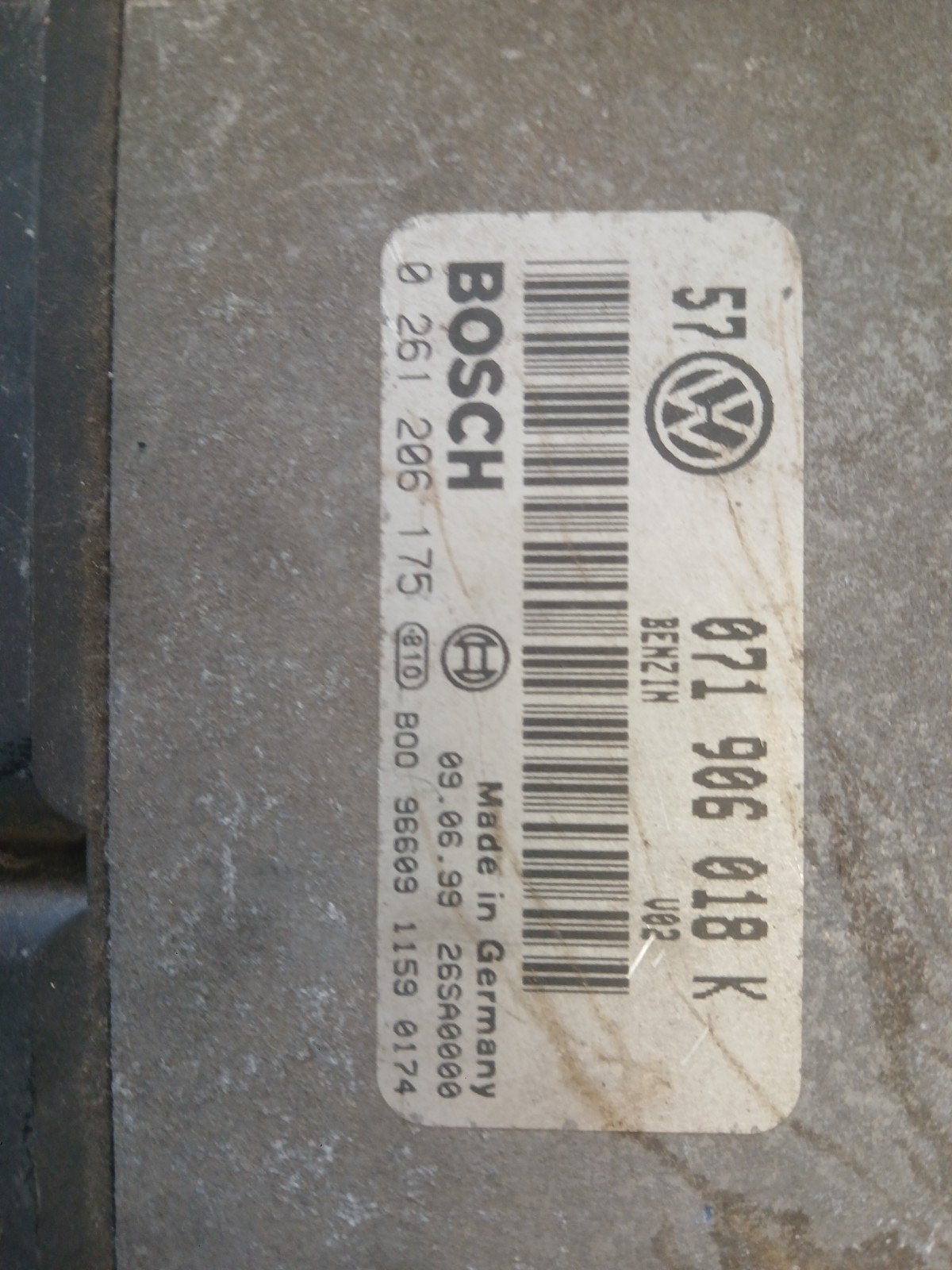 Vw golf 4 2.3 v5 AGZ ECU - Immo off, Ophalen