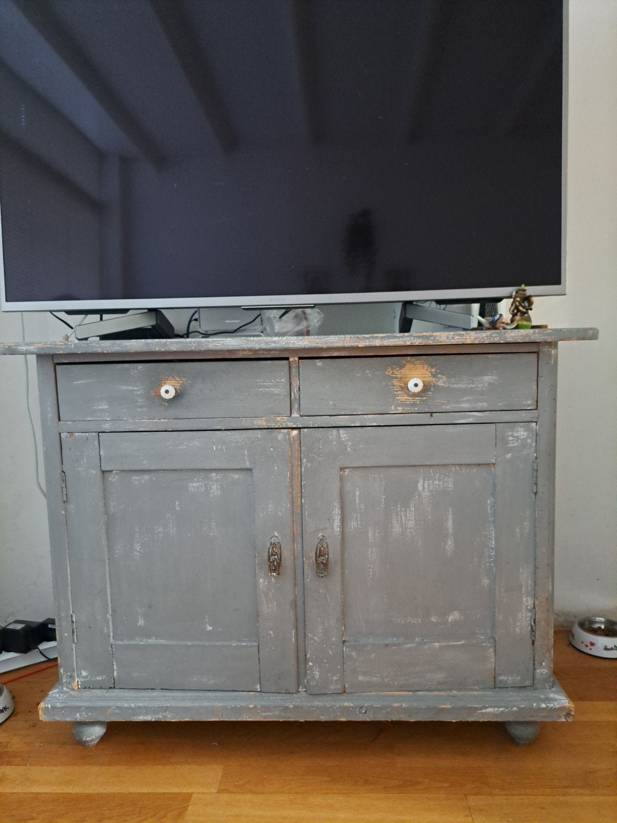 Landelijke / Brocante dressoir kast (grijs), Ophalen, Gebruikt, 100 tot 150 cm, Minder dan 100 cm