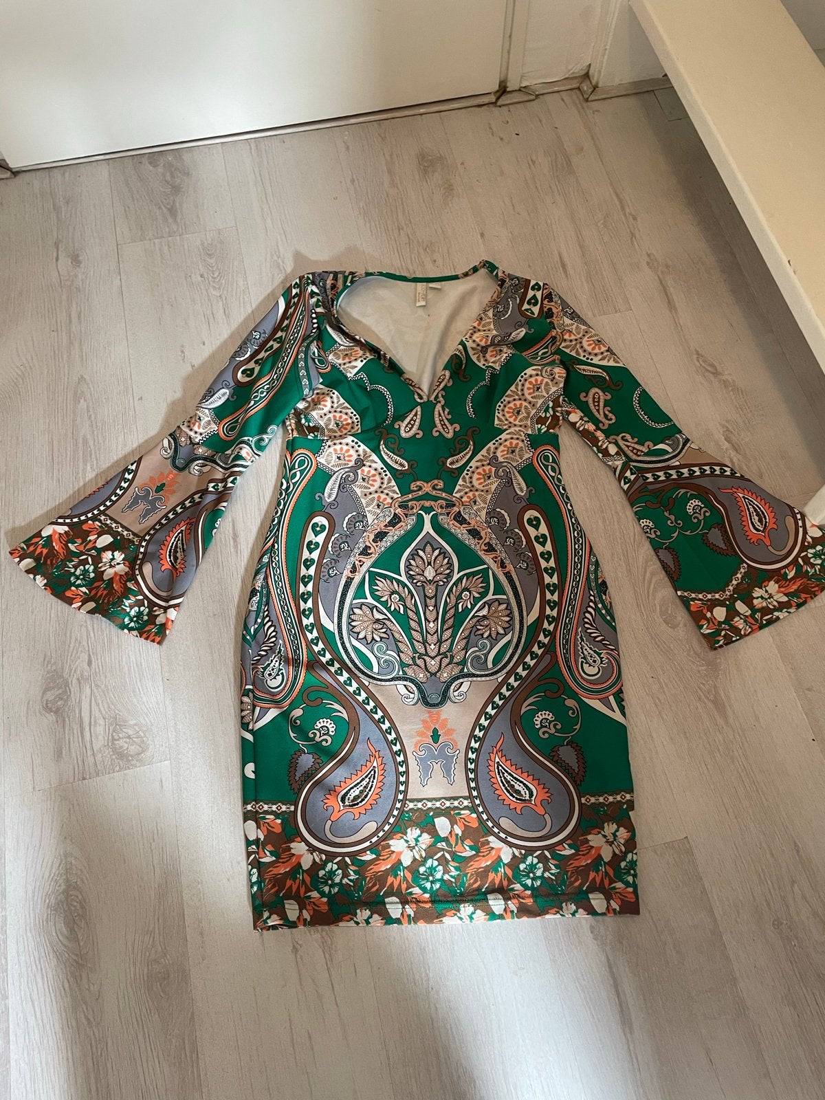 Bodyflirt Boho Hippie Jurk met Wijd Uitlopende Mouwen Maat 3, Maat 38/40 (M), Ophalen of Verzenden, Zo goed als nieuw, Knielengte