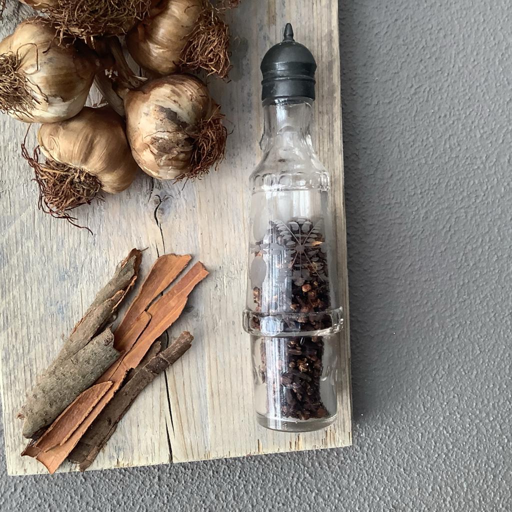 Decoratie stegerplank met specerijen, Ophalen of Verzenden
