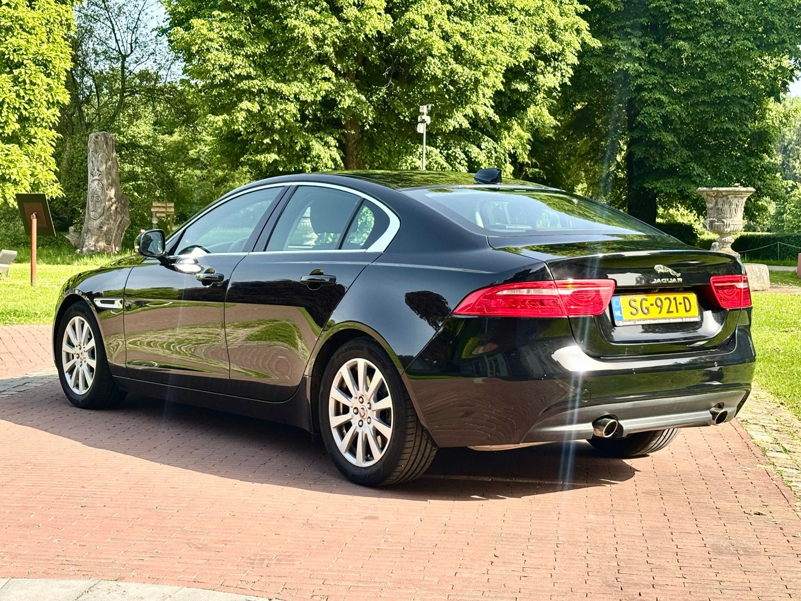 Jaguar XE 2.0 147KW AUT Navi, Leder, ECC-PDC, Auto's, Automaat, Achterwielaandrijving, 1800 kg, 4 cilinders