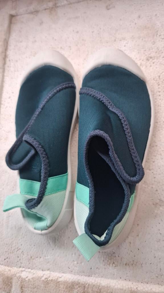 Decathlon waterschoenen maat 28-29, Kinderen en Baby's, Kinderkleding | Schoenen en Sokken, Gebruikt, Jongen of Meisje, Schoenen