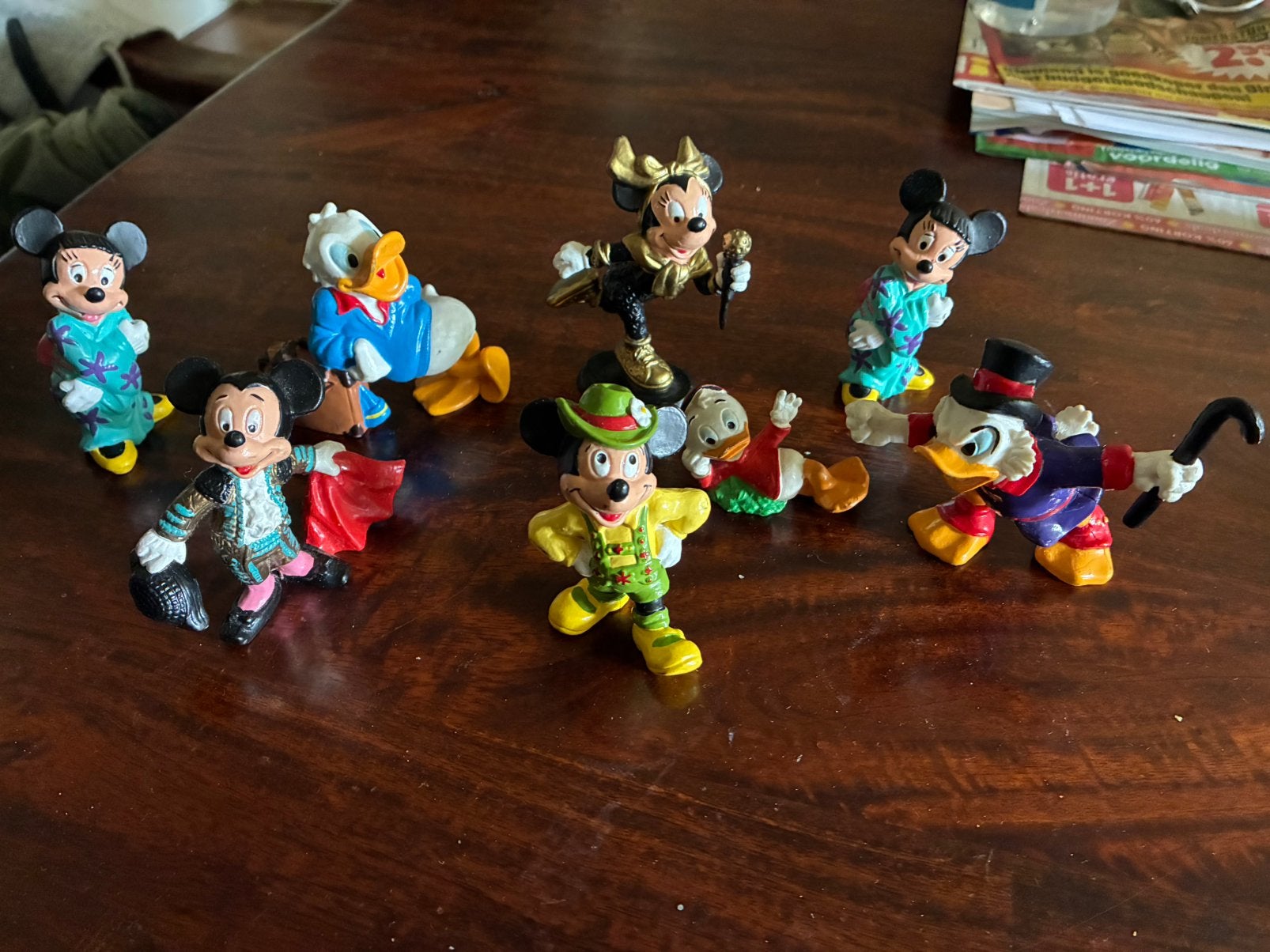Disney poppetjes 8 x, Ophalen, Overige figuren, Zo goed als nieuw, Beeldje of Figuurtje