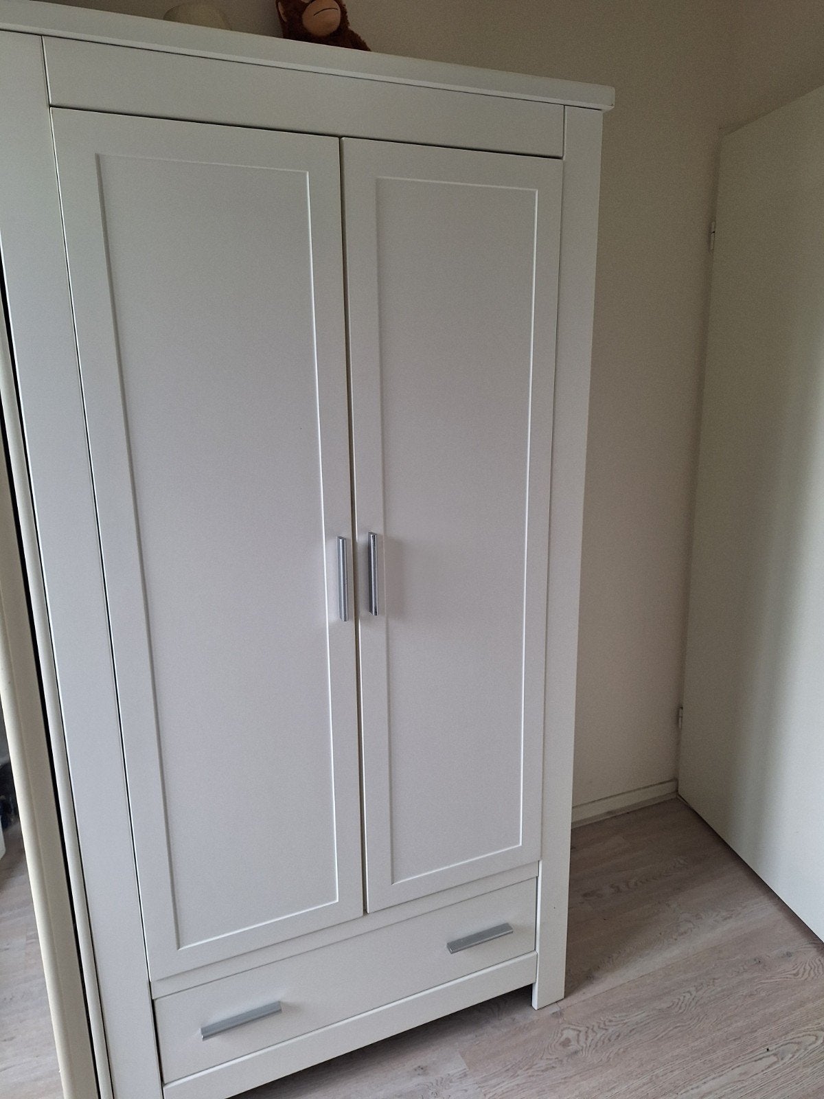 Witte complete babykamer: kast, commode en bed., Ophalen