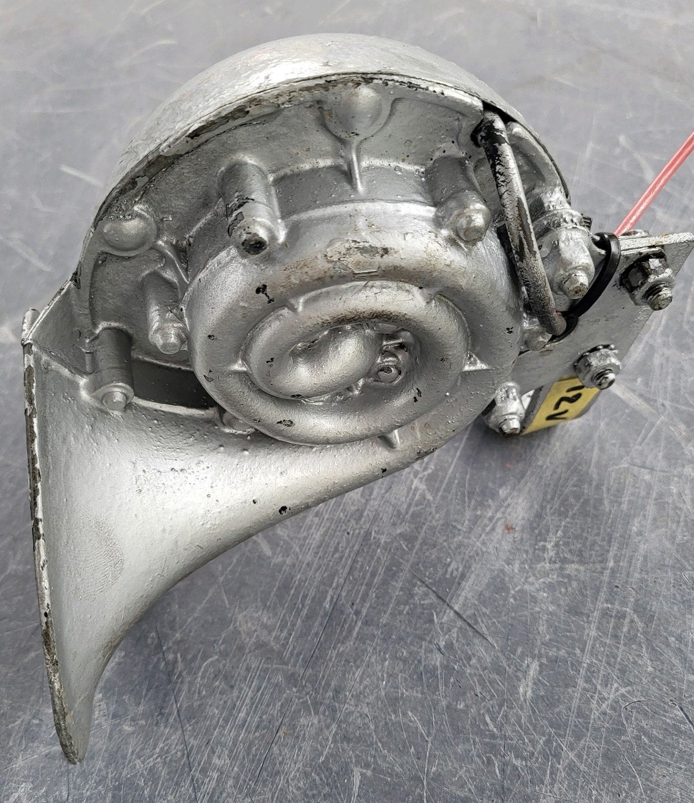 oude claxon 12V, Auto-onderdelen, Overige Auto-onderdelen, Ophalen of Verzenden, Gebruikt