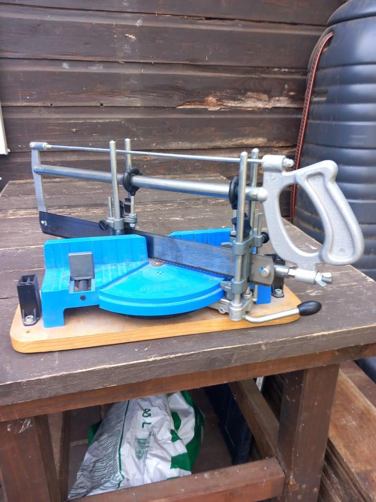 Verstekzaag met heel fijn blad, Doe-het-zelf en Verbouw, Ophalen, Gebruikt, Onbekend, 70 mm of meer