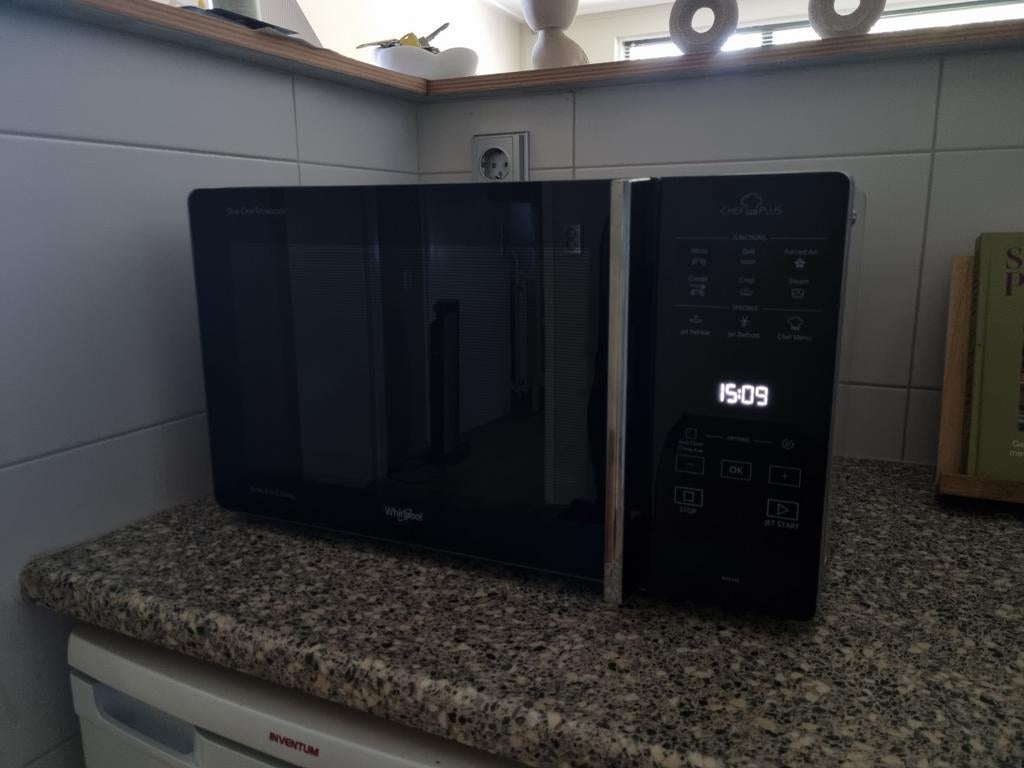 Whirlpool combi-oven vrijstaand - 2 jaar oud, Ophalen, Combimagnetron, Hete lucht, Zo goed als nieuw