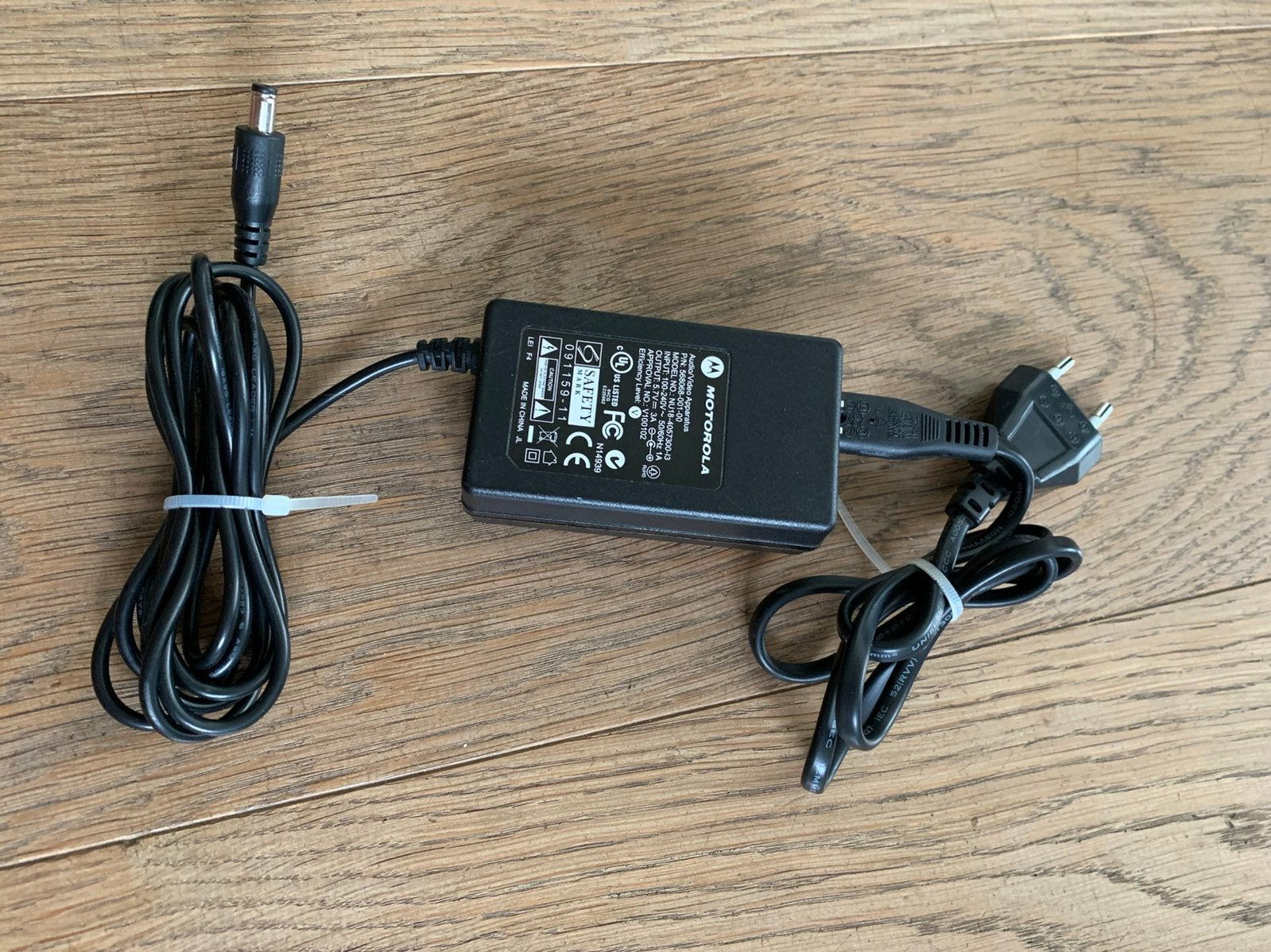 Oplader motorola audio video adapter oplader lader, Ophalen of Verzenden, Zo goed als nieuw