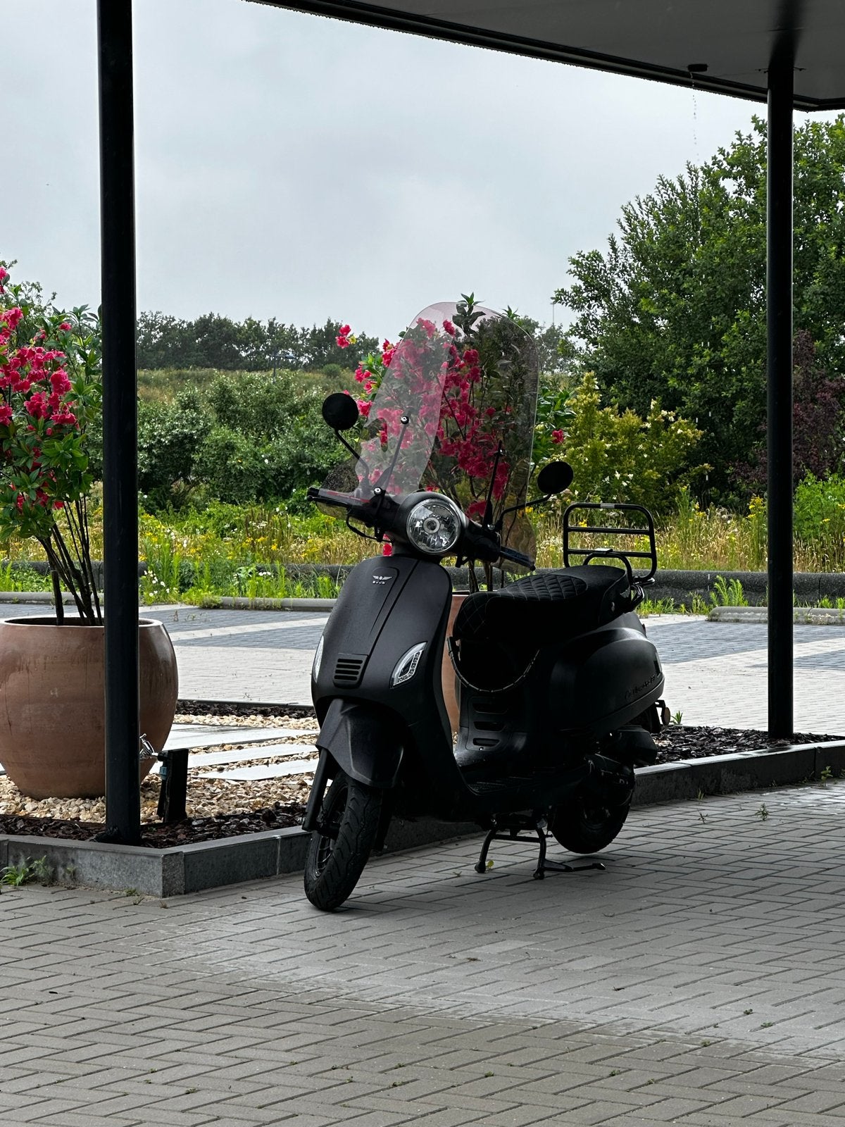 Mooie Djjd Cashmere Scooter - Slechts 2000km gelopen, Fietsen en Brommers, Ophalen of Verzenden, Gebruikt