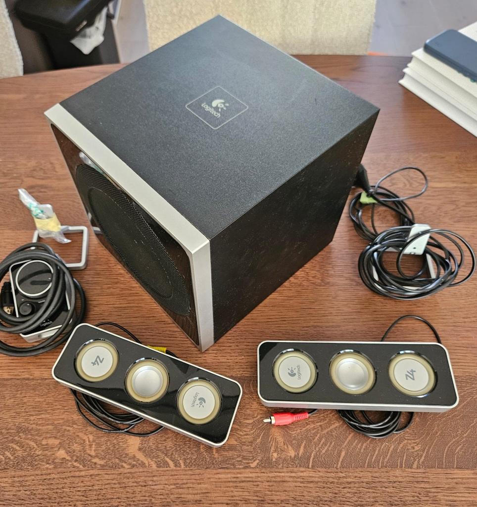 Logitech Z4 Speakerset voor PC, Ophalen of Verzenden, Gebruikt, Audiokanaal 2.1, Logitech