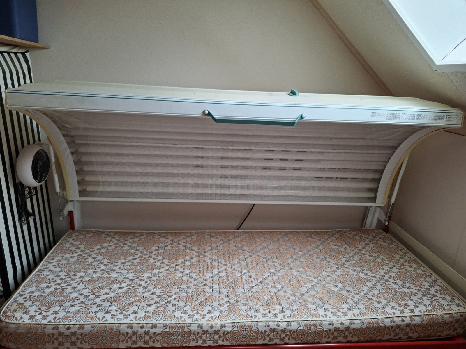 Zonnebank met gezichtsbruiner en ventilator, werkt perfect, Ophalen, Gebruikt, Zonnebank enkelzijdig