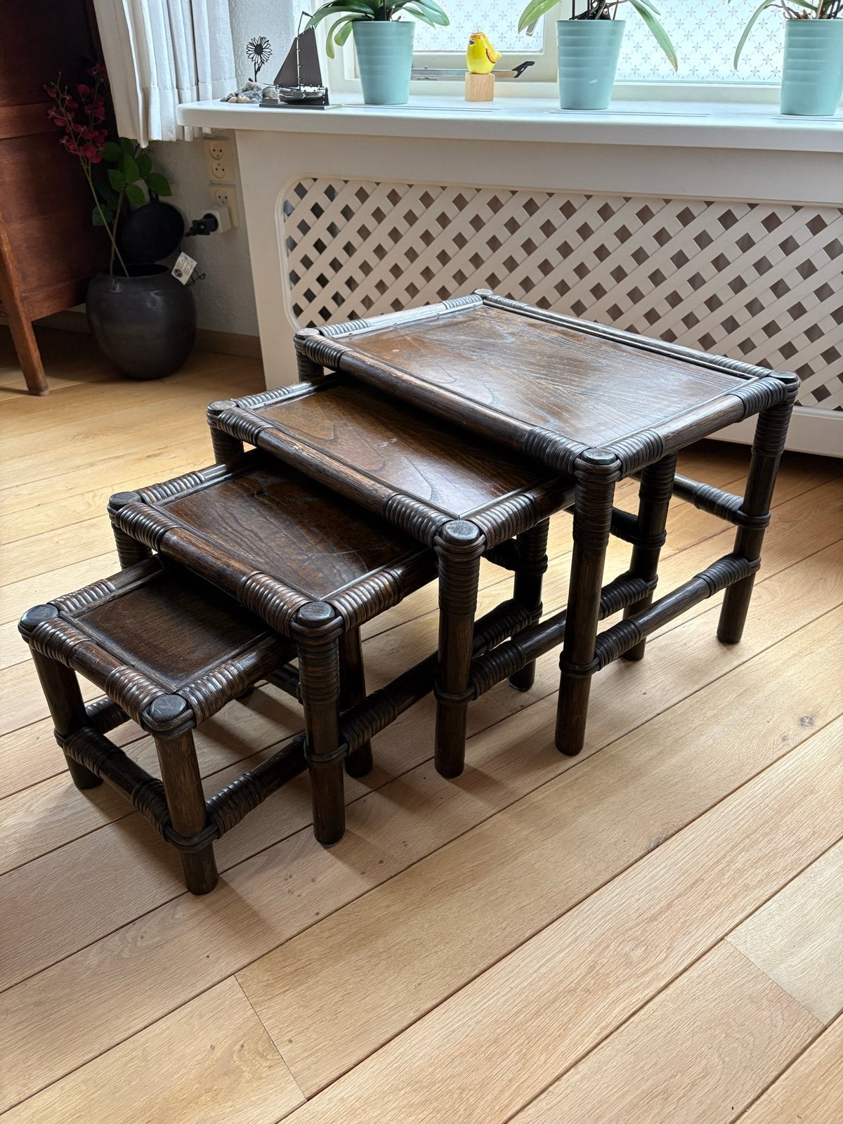 Set van 4 vintage manou (70’s) bijzettafels., Ophalen
