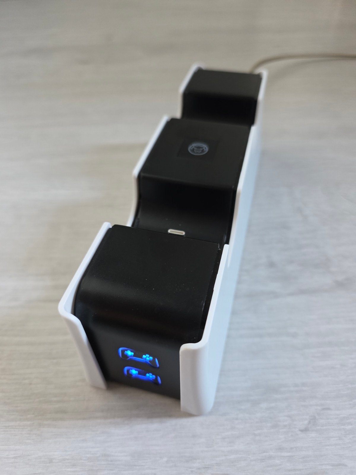 Qware Gaming dual charging dock voor PS5 Controllers, Ophalen