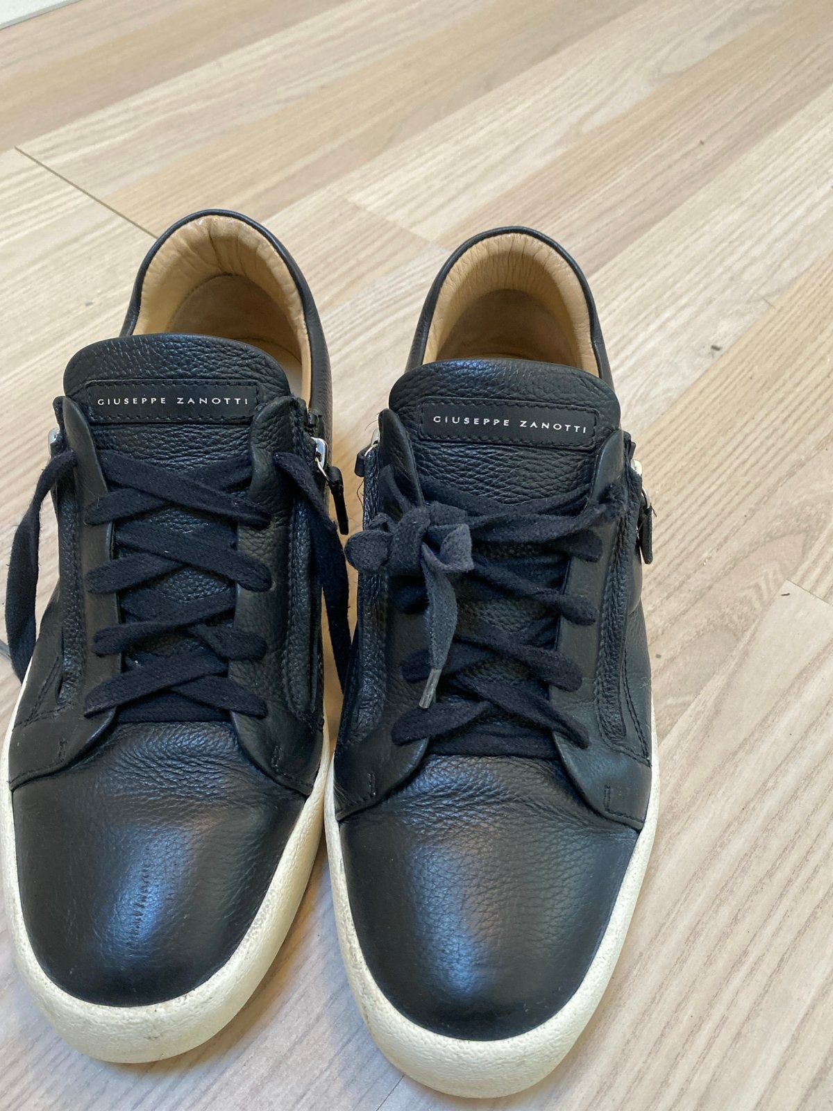 Giuseppe Zanotti sneakers - Zwart leer, maat 44, Ophalen of Verzenden, Zo goed als nieuw, Zwart, Sneakers of Gympen