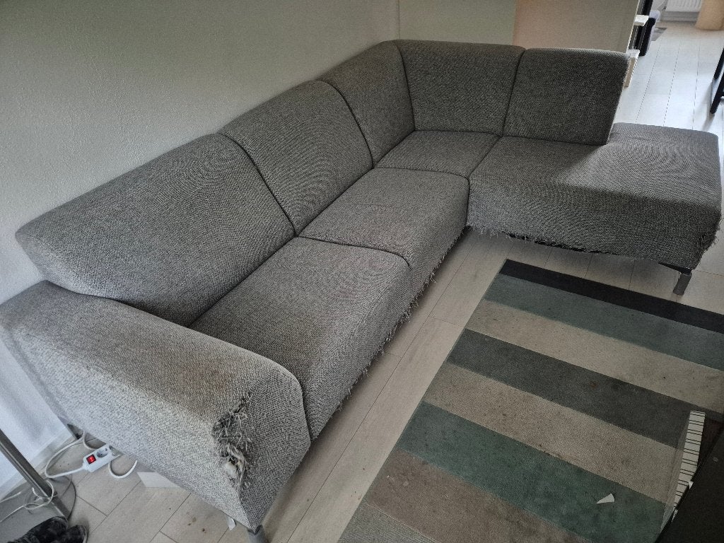 Hoekbank (zit fijn maar beschadigd), Huis en Inrichting, Banken | Bankstellen, 250 tot 300 cm, Gebruikt, Hoekbank, 75 tot 100 cm