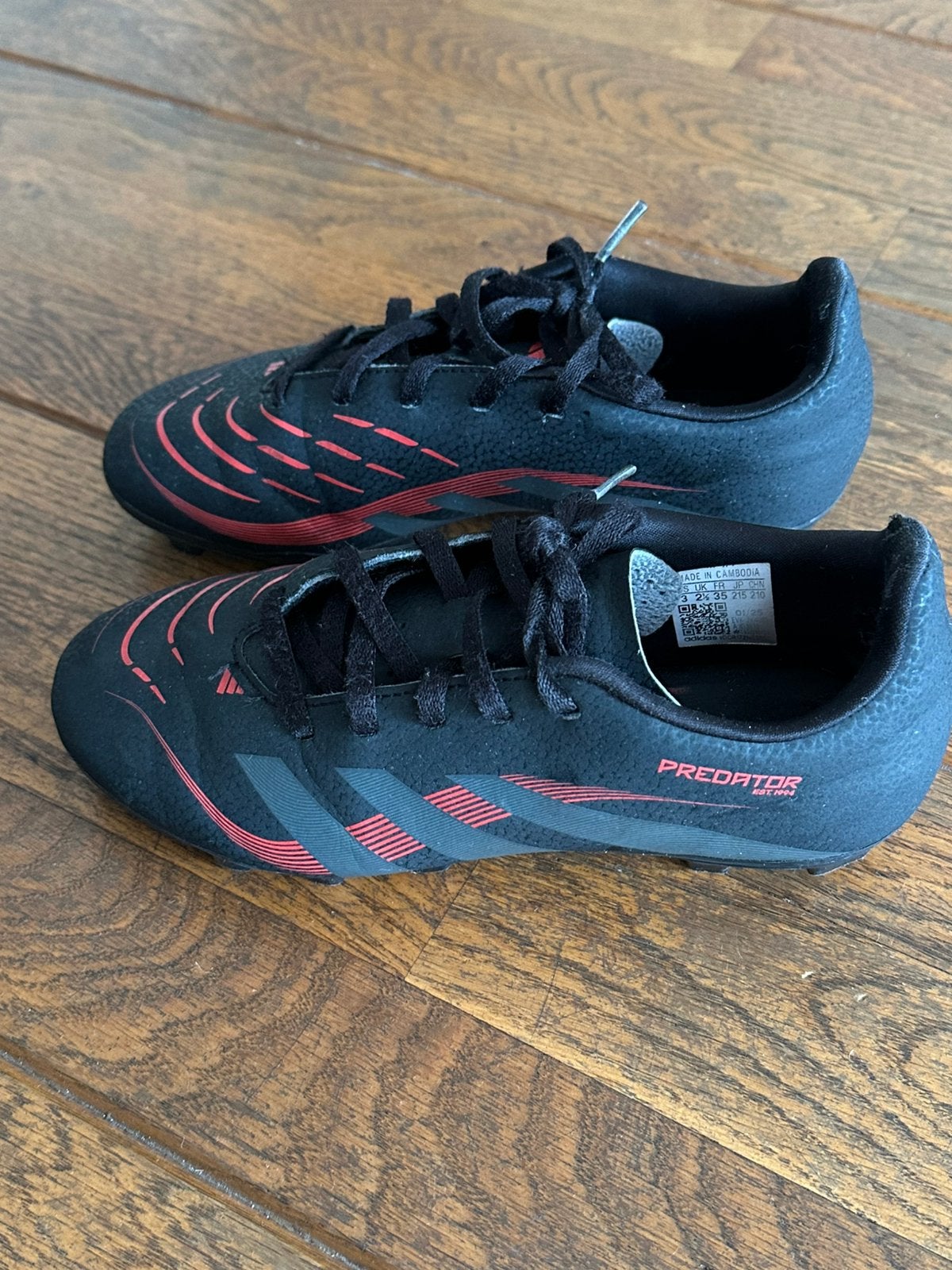 Adidas predator kinder voetbalschoenen maat 35 (als nieuw), Maat XS of kleiner, Schoenen, Ophalen of Verzenden, Zo goed als nieuw