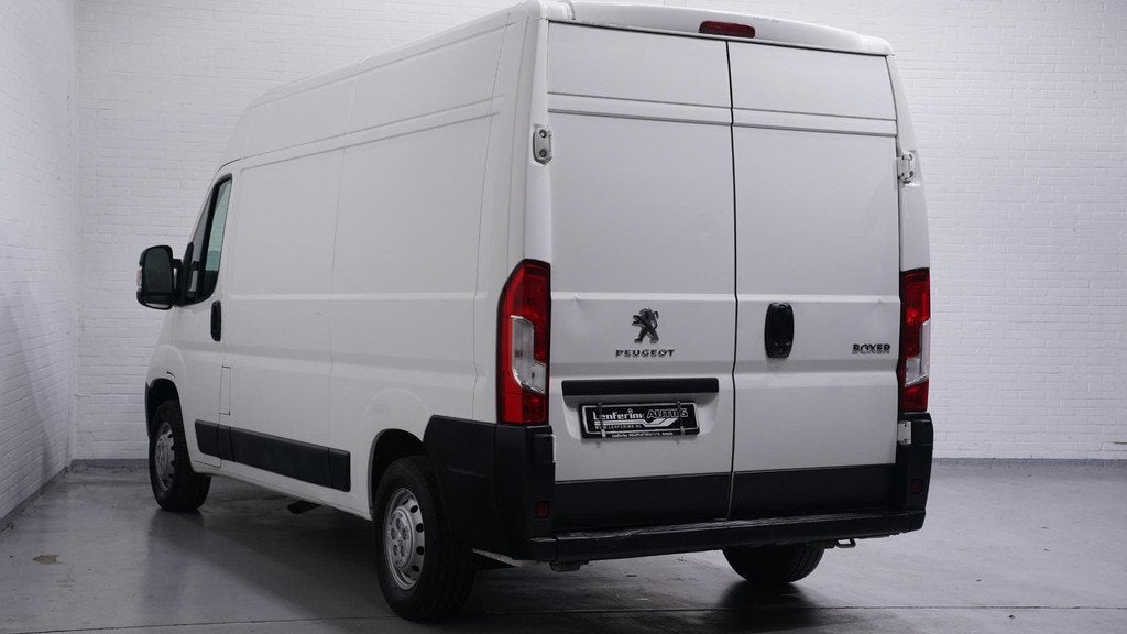 Peugeot Boxer 2.0 BlueHDI 130 pk L2H2 Premium Airco Cruise C, Auto's, Voorwielaandrijving, Stof, Gebruikt, 4 cilinders