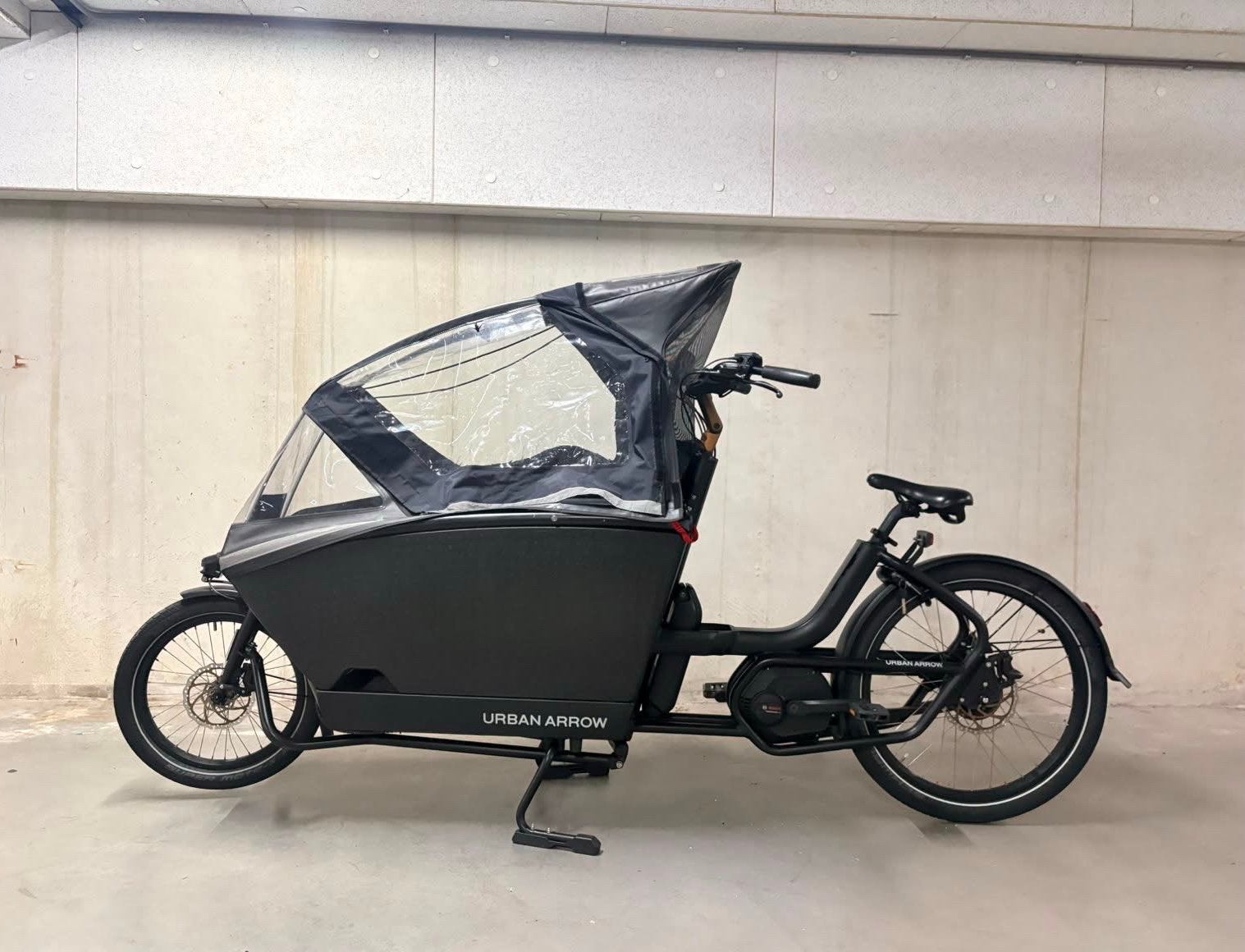 Urban Arrow Family Performance Line – Zeer compleet, 4 kinderen of meer, Zo goed als nieuw, Schijfrem, Huif