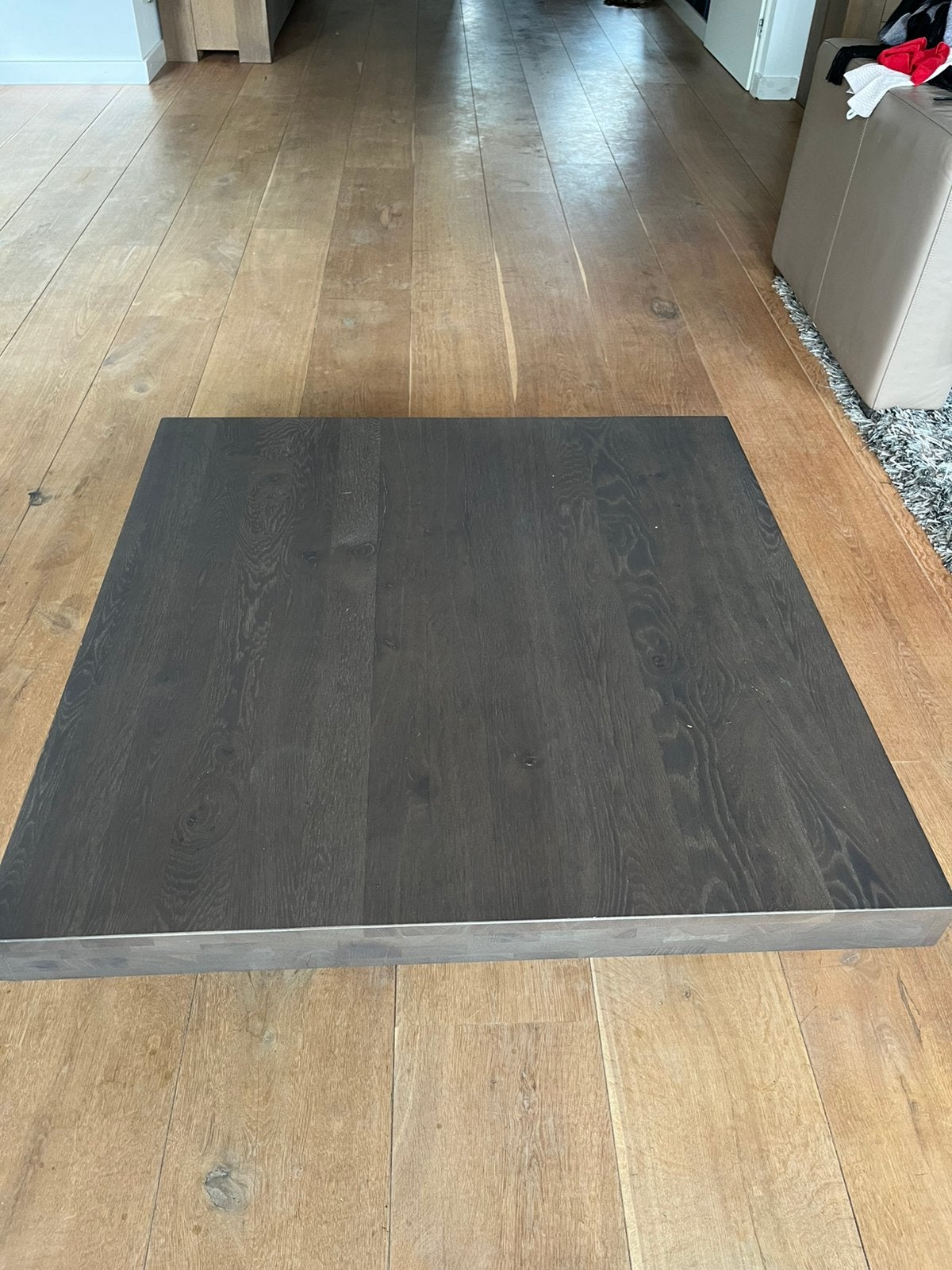 Goossens vierkante salontafel van eikenhout, Ophalen, 50 tot 100 cm, 50 tot 100 cm, Zo goed als nieuw