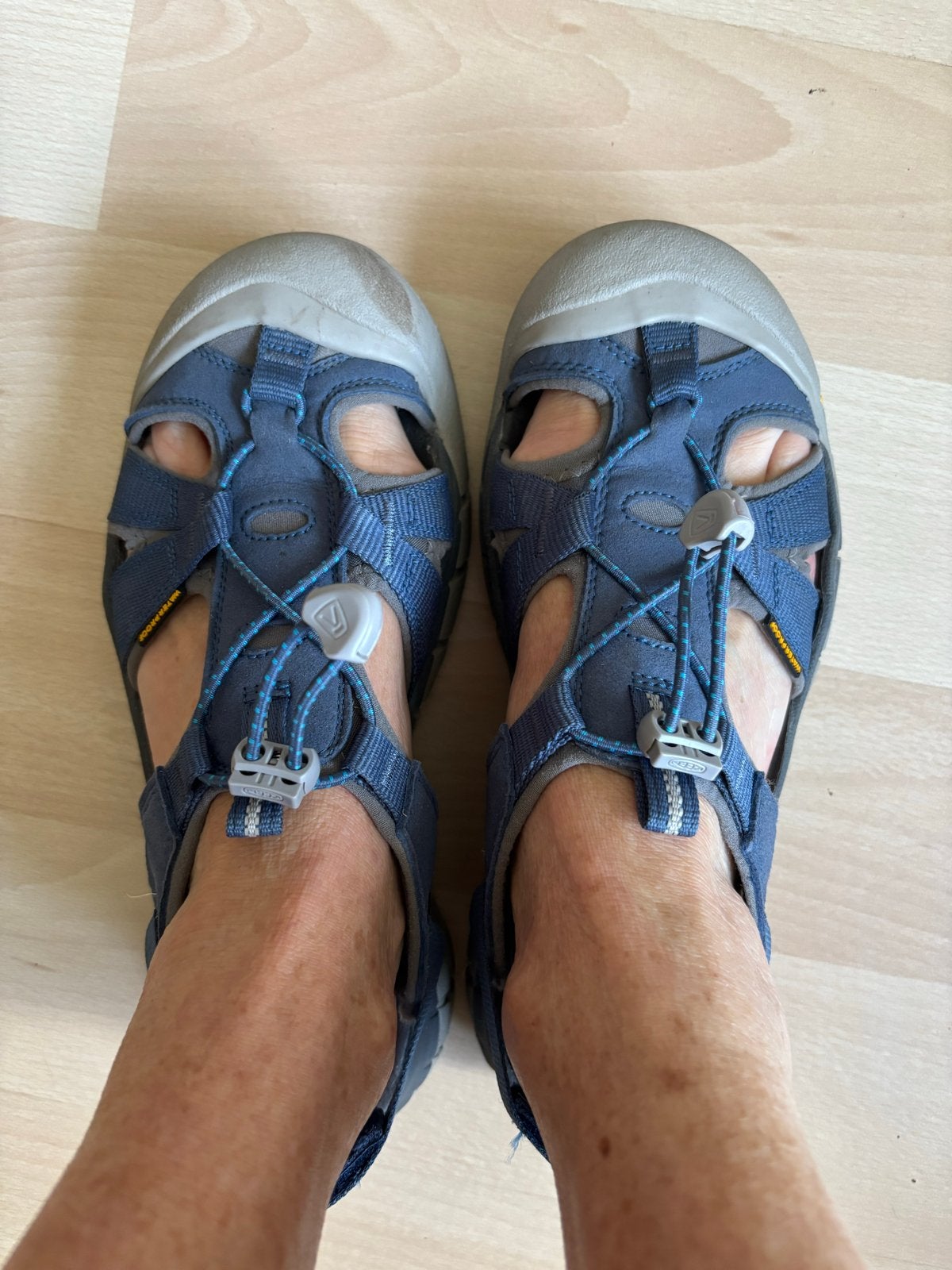 Keen Newport H2 sandalen - Maat 40 - Blauw, Ophalen of Verzenden, Gedragen, Blauw, Sandalen of Muiltjes