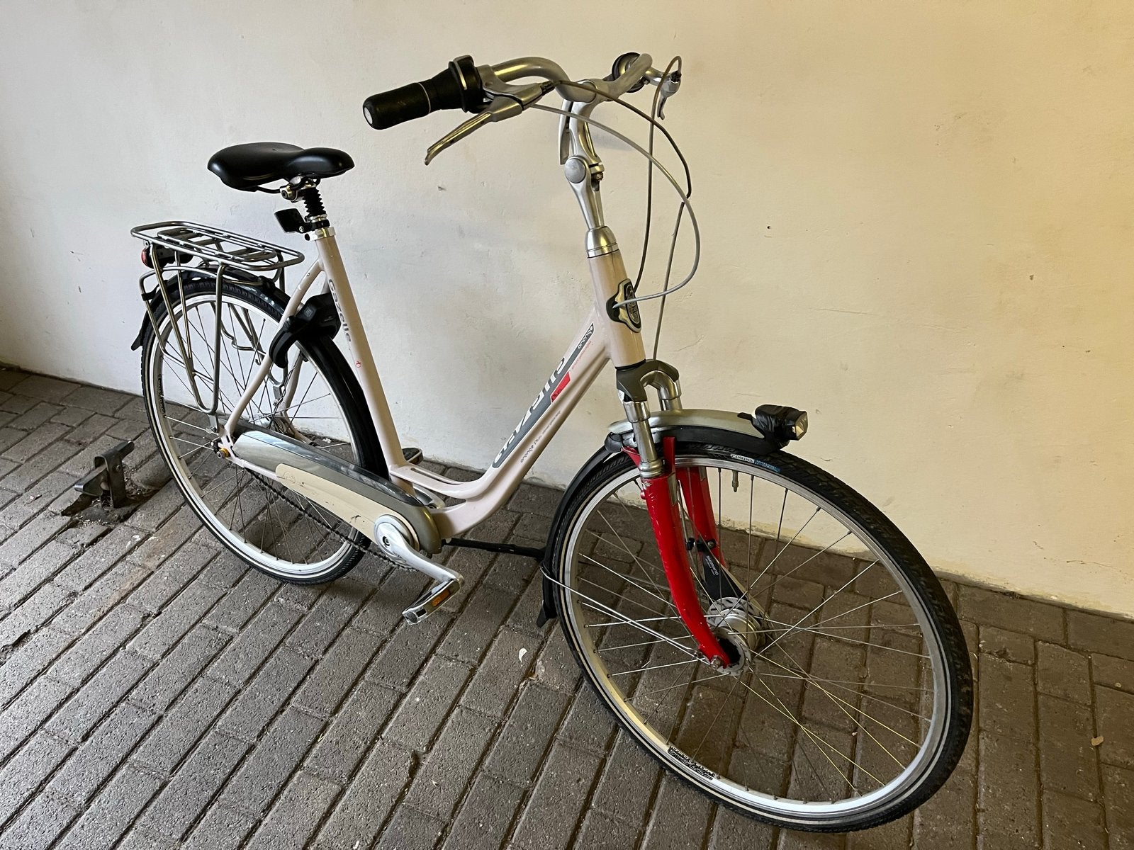 Gazelle Damesfiets - Framehoogte 57CM, Ophalen, Versnellingen, Gazelle, Trommelrem