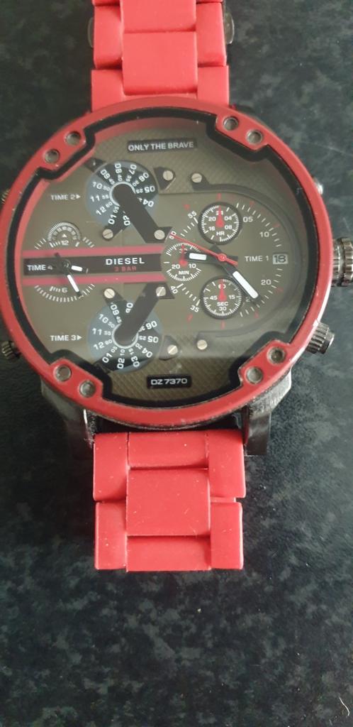 Tekoop  2x heren  horloge, Ophalen, Zo goed als nieuw, Overige merken