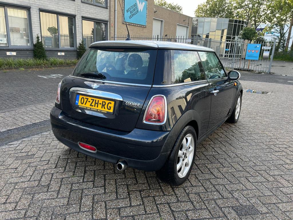 Mini Mini 1.6 Cooper Chili Airco, Voorwielaandrijving, Gebruikt, 4 cilinders, 4 stoelen