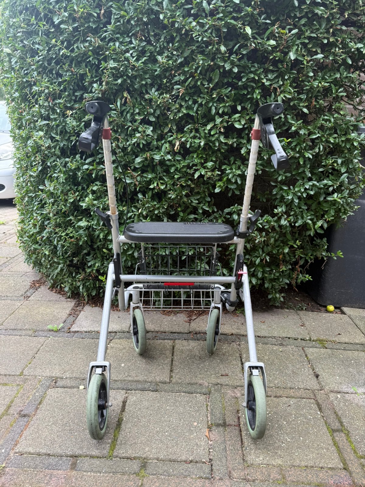 Premis Provo rollator – goede staat – met mand en zitting, Diversen, Ophalen of Verzenden, Opvouwbaar, Zo goed als nieuw