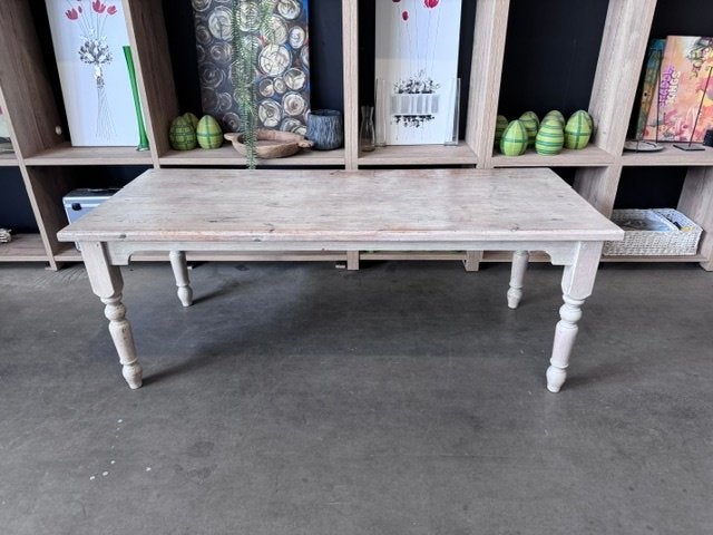 Houten vintage Tafel / bureau 210x87xH78.5 cm, 100 euro, 1st