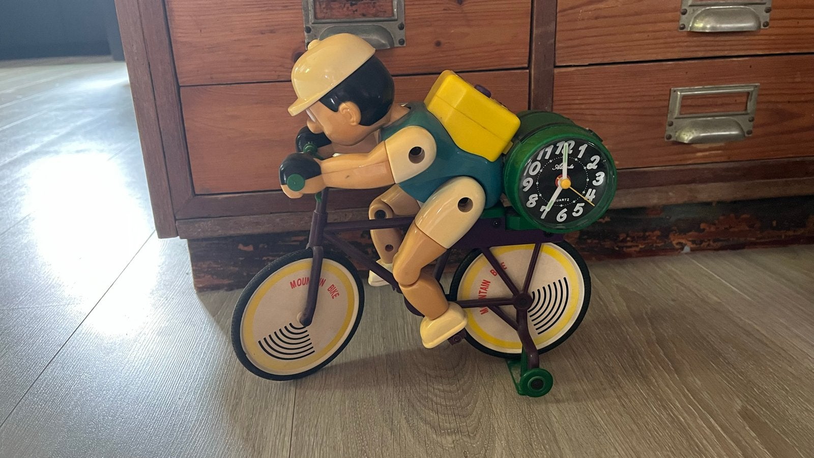 Vintage Linden Animated Mountain Biker Wekker  - Uniek, Ophalen of Verzenden