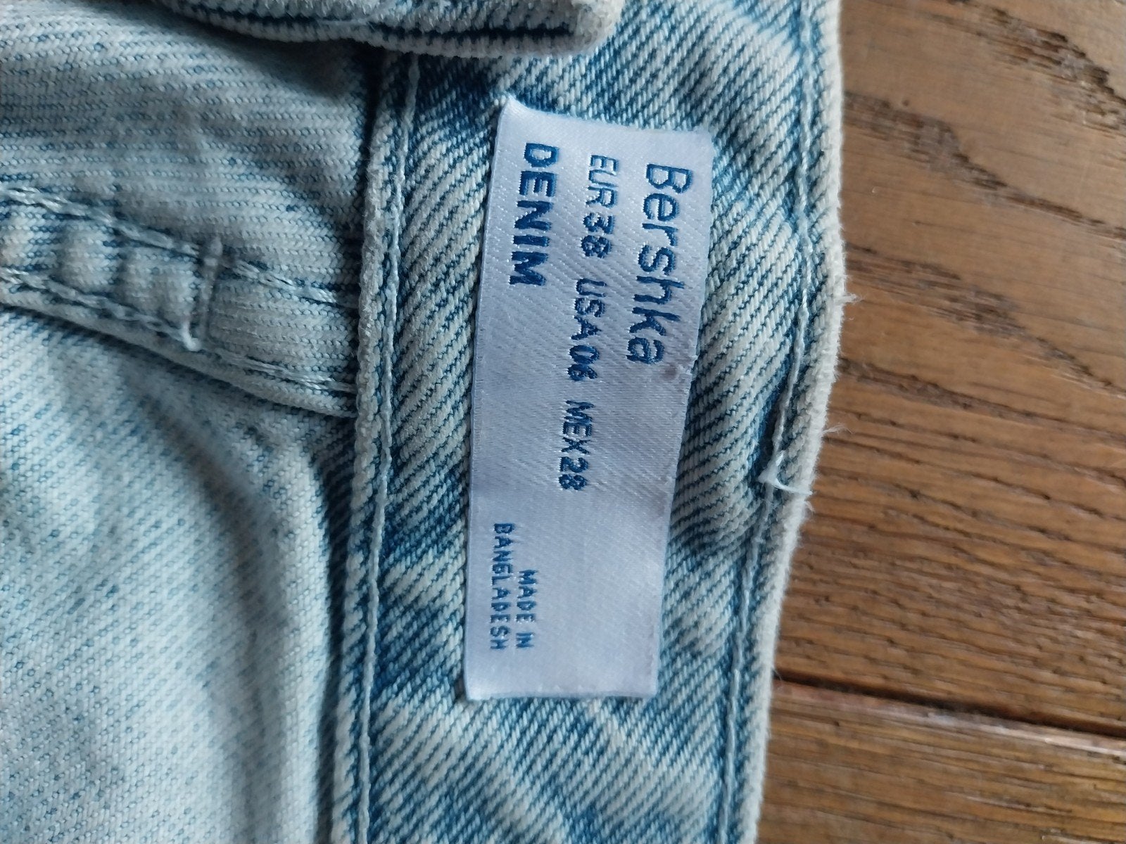Bershka jeans maat 38, Kleding | Dames, Spijkerbroeken en Jeans, Blauw, W30 - W32 (confectie 38/40), Gedragen, Bershka