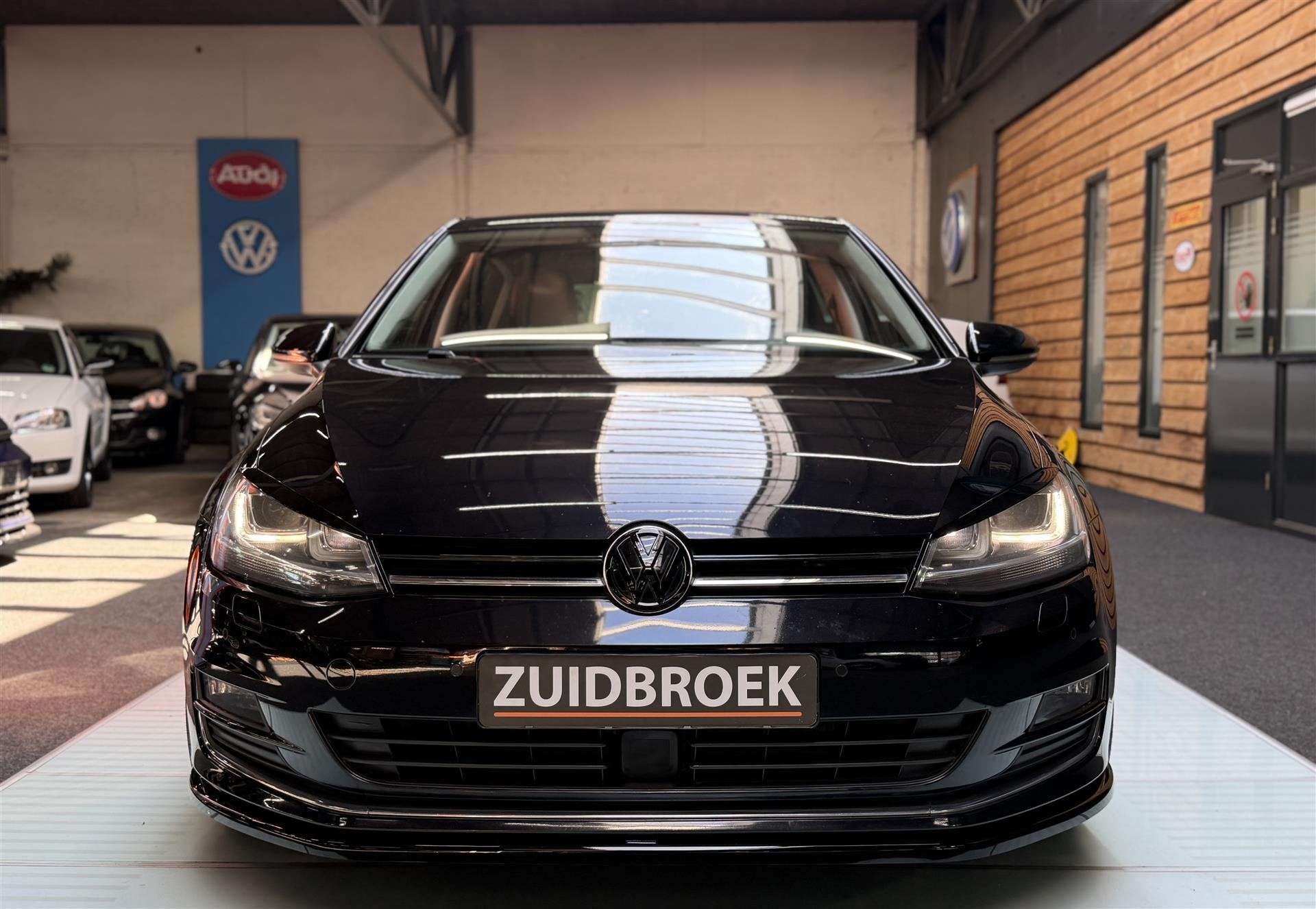 Volkswagen Golf 1.4 TSI R-Line DSG | Maxton | Navi | Cruise, Auto's, Volkswagen, Automaat, Gebruikt, Euro 6, 4 cilinders