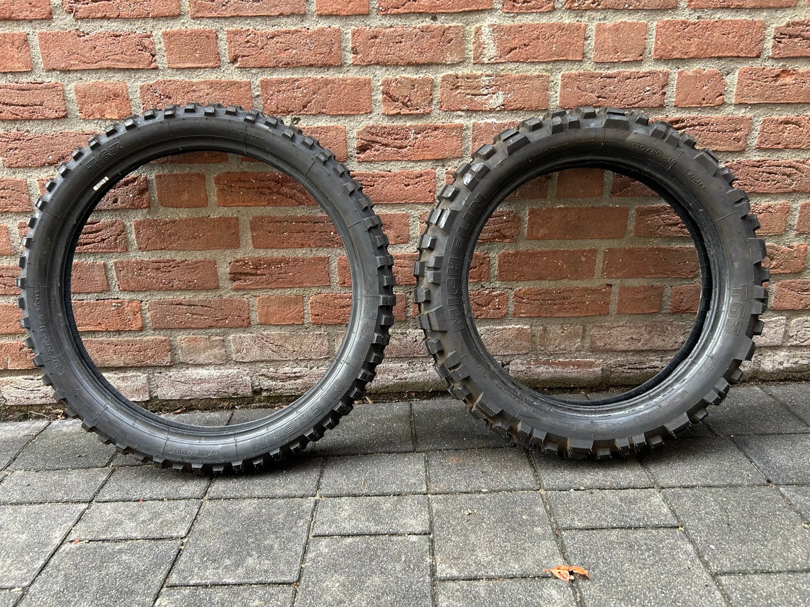 Michelin T63 Enduro Banden, Ophalen