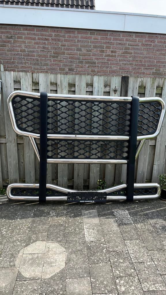 Te koop bulbar voor iveco sway ong een jaar oud, Ophalen, Zo goed als nieuw