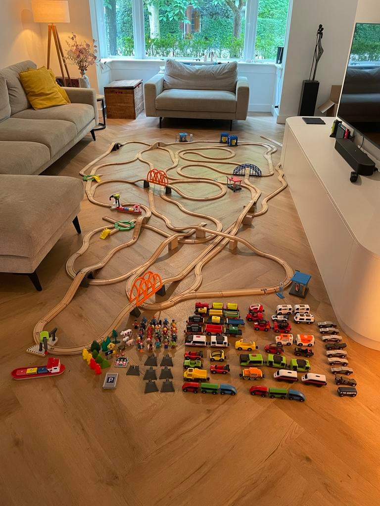 Uitgebreide houten treinbaan, Ophalen of Verzenden, Gebruikt, Overige typen
