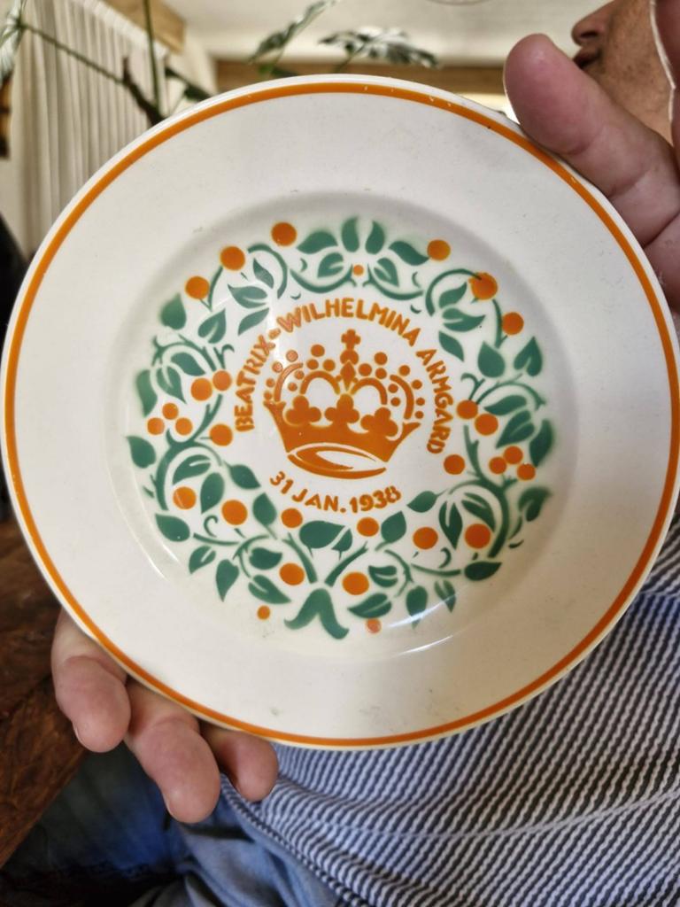 Mooi bord van het koningshuis, Ophalen of Verzenden