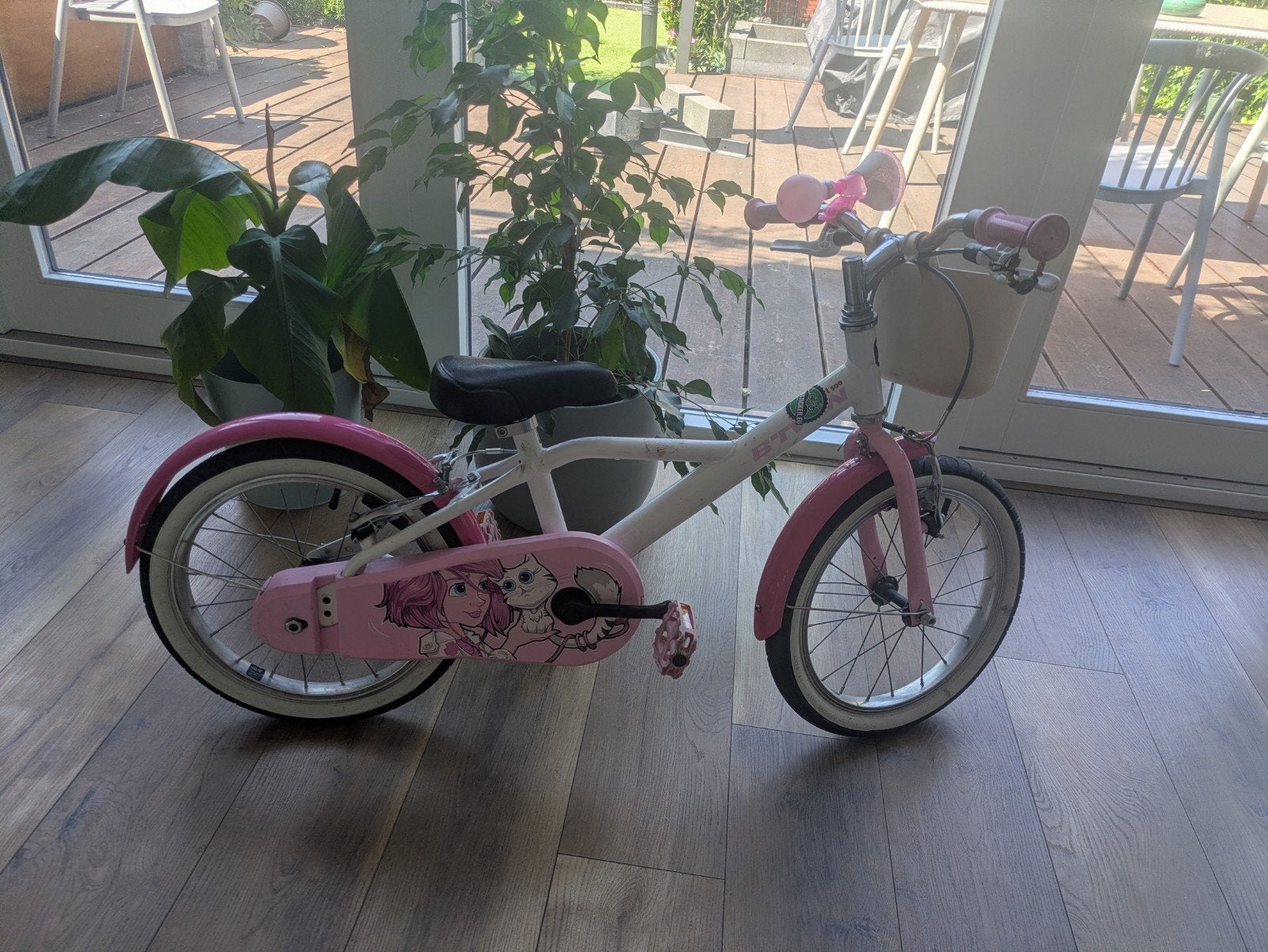Decathlon kinderfiets met nieuwe remmen - Roze/Wit, Ophalen, Velgrem, Decathlon, 16 tot 20 inch