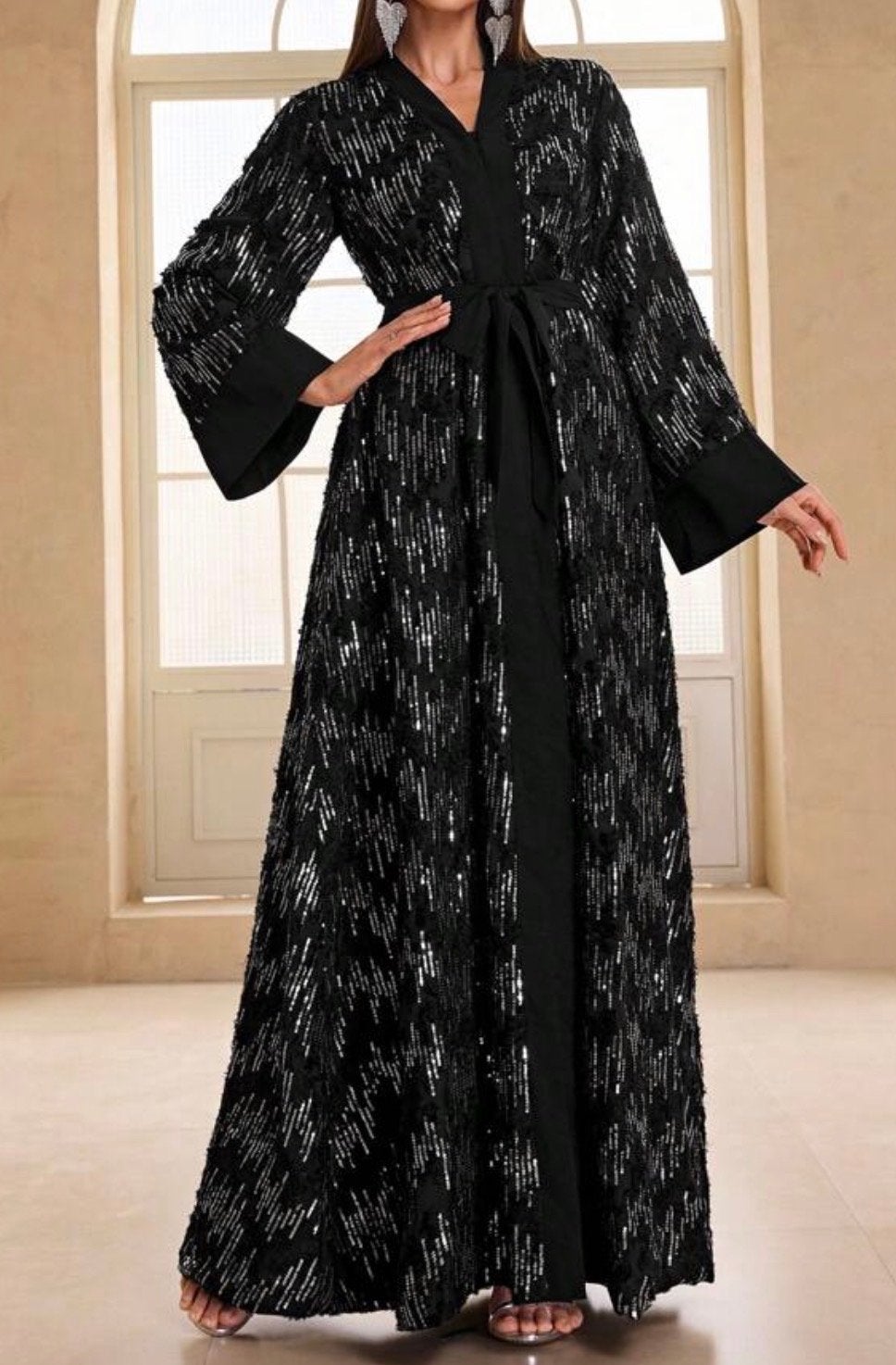 Zwarte Abaya met pailletten - Feestelijke Kaftan, Kleding | Dames, Maat 38/40 (M), Verzenden, Zwart, Zo goed als nieuw