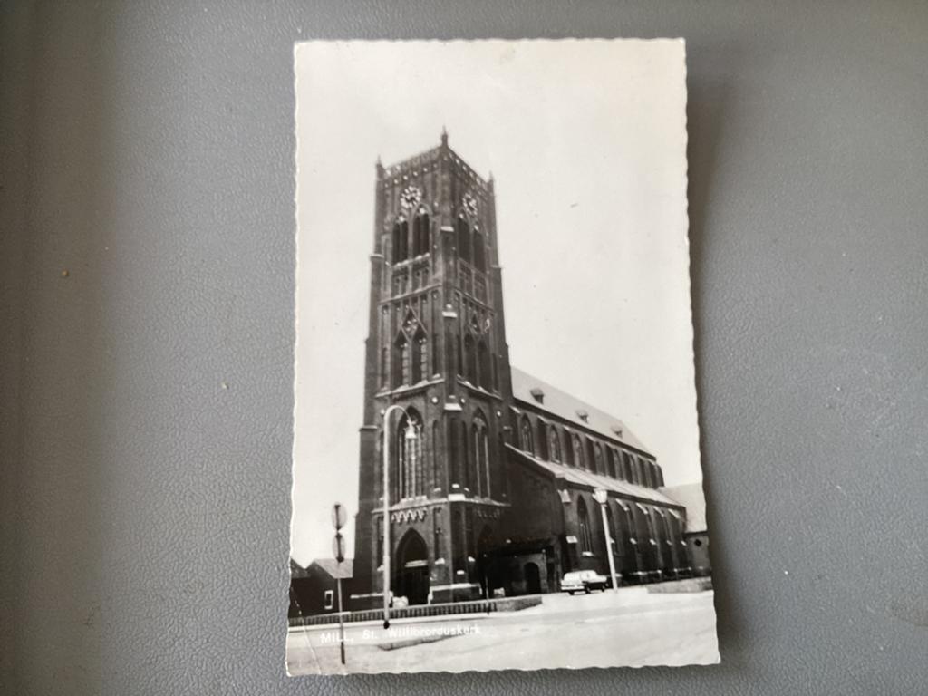Mill. St. Willibrorduskerk., Verzamelen, Ophalen of Verzenden, 1960 tot 1980, Gelopen, Noord-Brabant