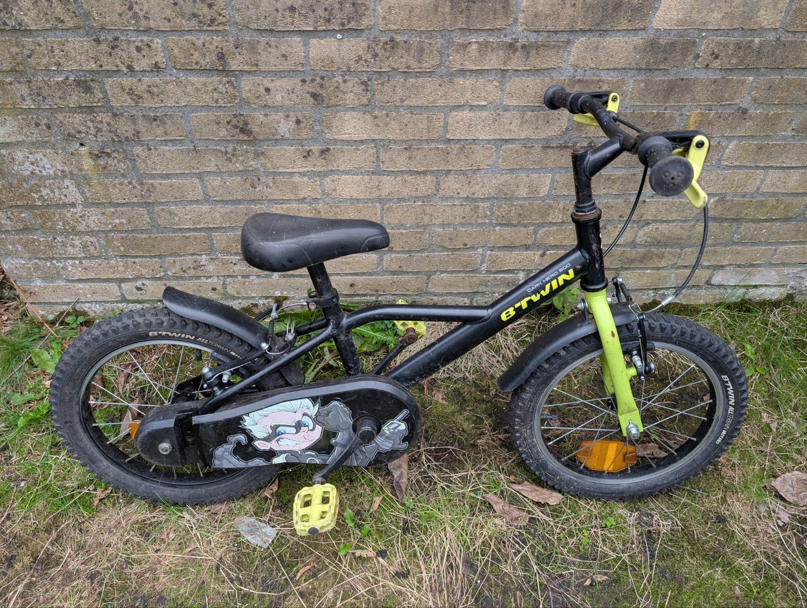 B'TWIN Dark Hero 500 kinderfiets 16 inch, Ophalen, B'TWIN, Velgrem, 16 tot 20 inch