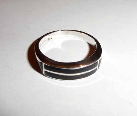Ring 925 streepjes zwarte inlay, Zwart, Ophalen of Verzenden, Dame of Heer, Zilver