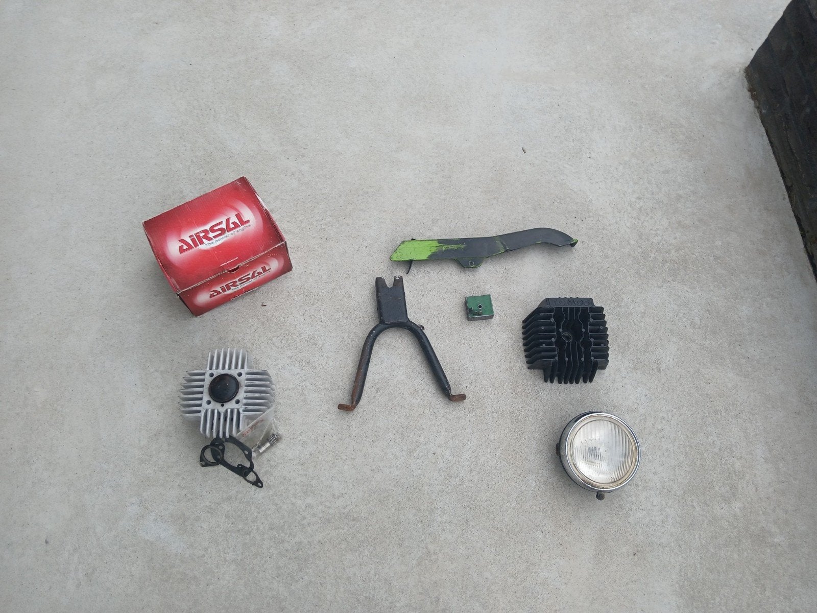 Tomos onderdelen met puch cilinder 70cc, Ophalen of Verzenden, Cilinder