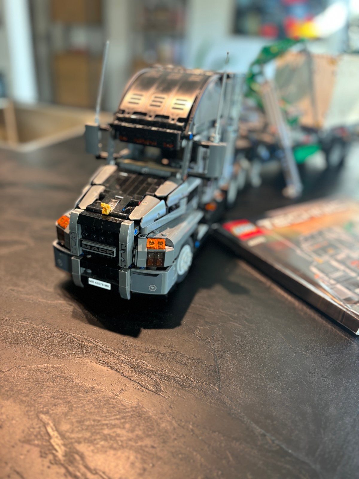 LEGO Technic 42078 Mack Anthem - Compleet en gesorteerd, Ophalen of Verzenden, Gebruikt, Overige merken