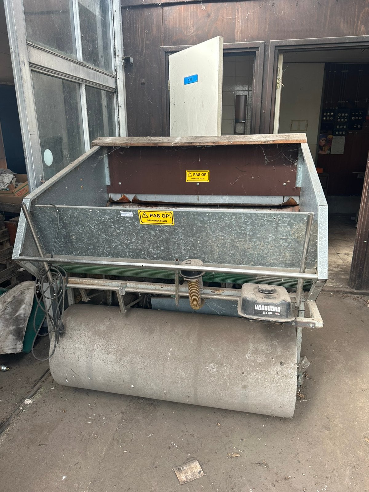 Van der Poel Zaagselstrooier/Instrooier 130 cm Vanguard 6 pk, Ophalen