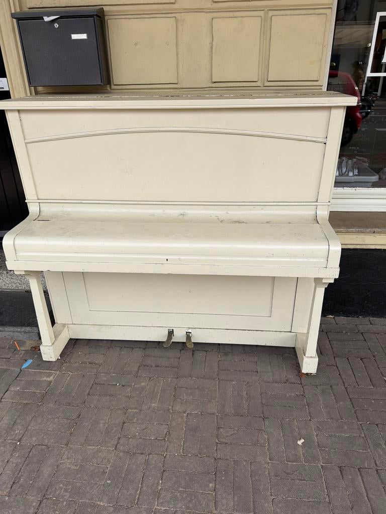 Oud piano, Muziek en Instrumenten, Piano's, Gebruikt, Piano, Overige kleuren, Ophalen