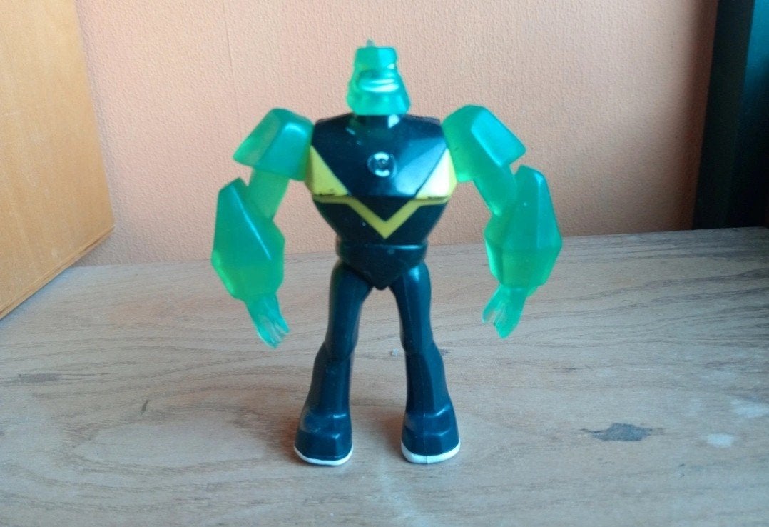 Ben 10 diamondhead figuur, Ophalen of Verzenden, Gebruikt