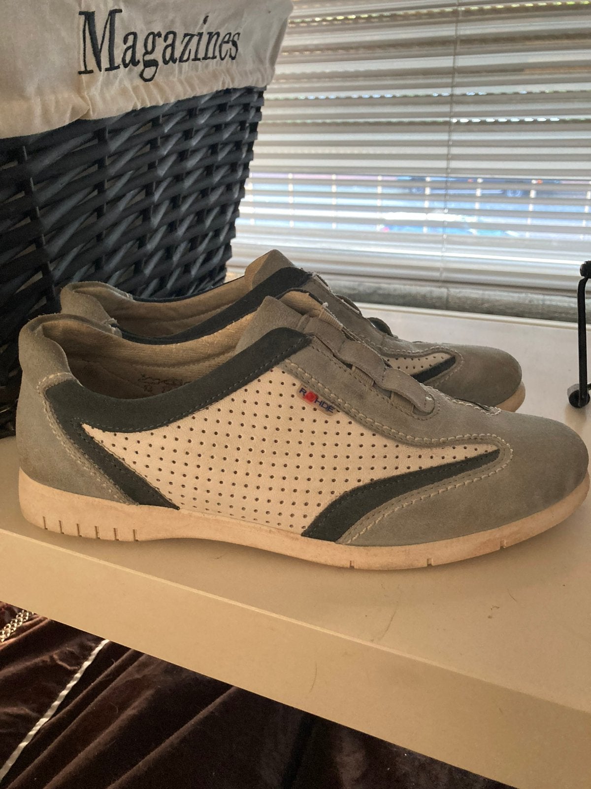 Licht blauwe Rohde insteps mt 38,5., Ophalen of Verzenden, Zo goed als nieuw, Blauw, Sneakers of Gympen