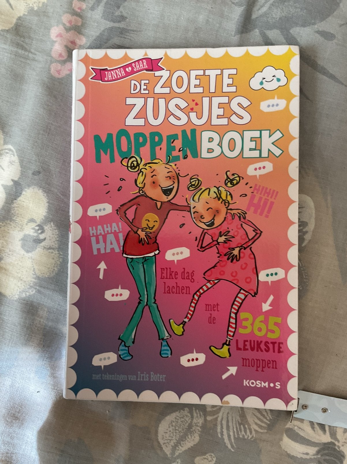 Nieuw boek. Zoete Zusjes moppenboek 1, Boeken, Ophalen of Verzenden, Nieuw, Fictie algemeen
