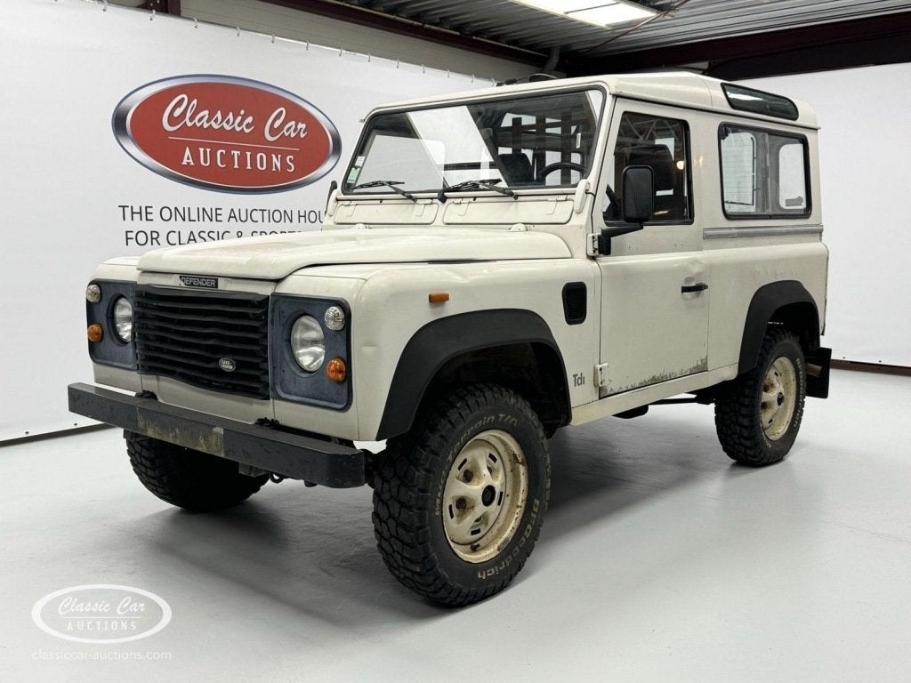 Land rover DEFENDER 90  - ONLINE AUCTION, Auto's, Gebruikt, Overige carrosserieën, Wit, Te koop