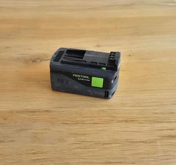 Festool 18V accu 5,2 Ah, Doe-het-zelf en Verbouw, Gereedschap | Machine-onderdelen en Toebehoren, Ophalen of Verzenden, Zo goed als nieuw